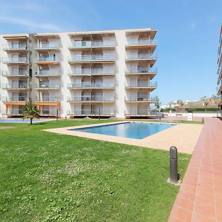 Apartment With View Roses